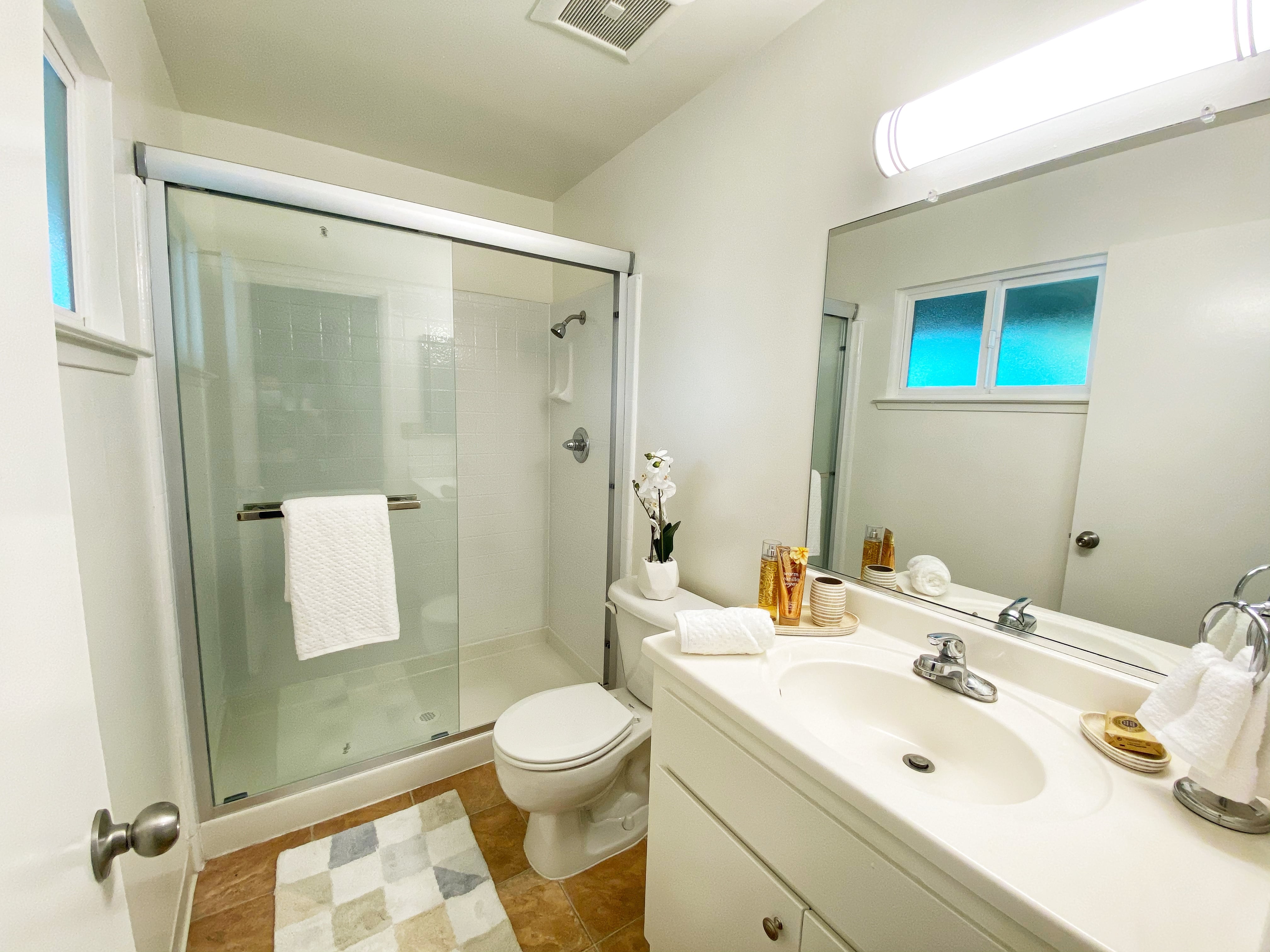 Attached Bedroom Bath